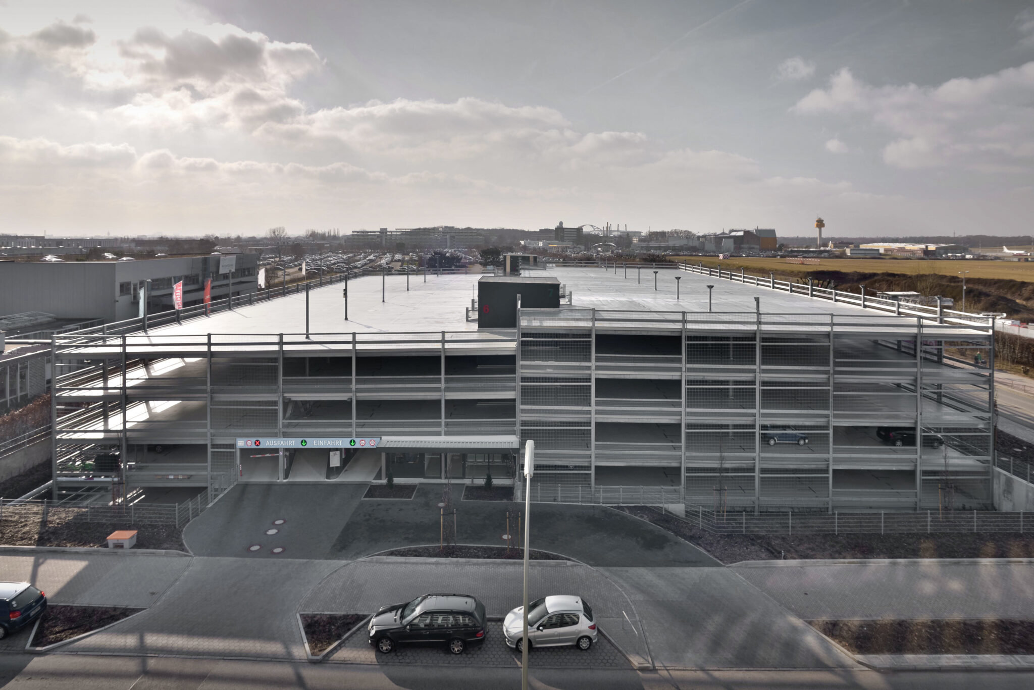 Park And Fly Hamburg Airport Multi Storey huber-parking.com