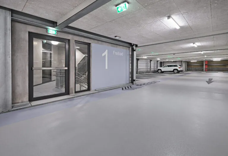 barrierefreier Zugang zu de Parkebenen