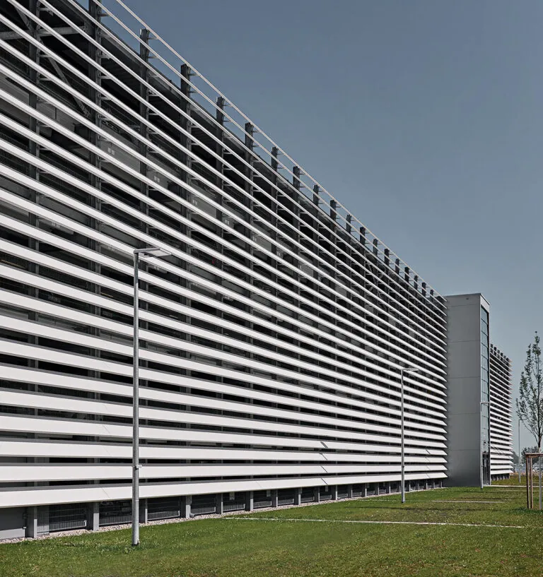P44 Parkhaus Flughafen Muenchen